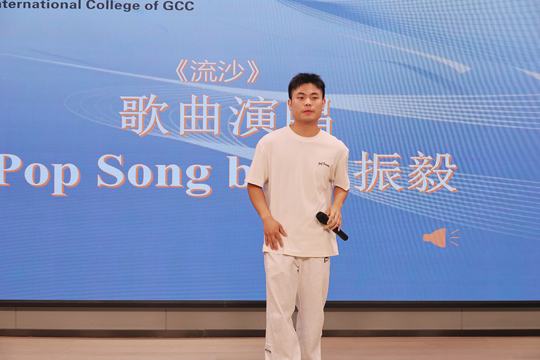 暖场2：歌手2.jpg