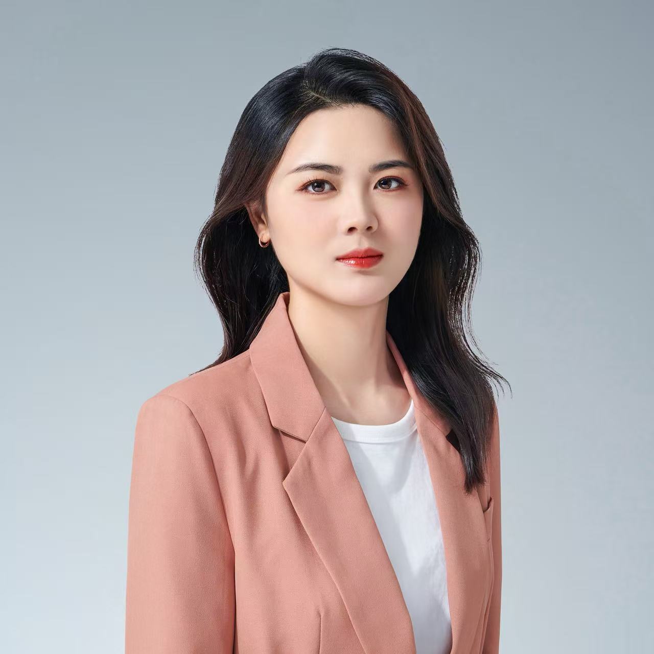 赵文娟-个人照片.jpg