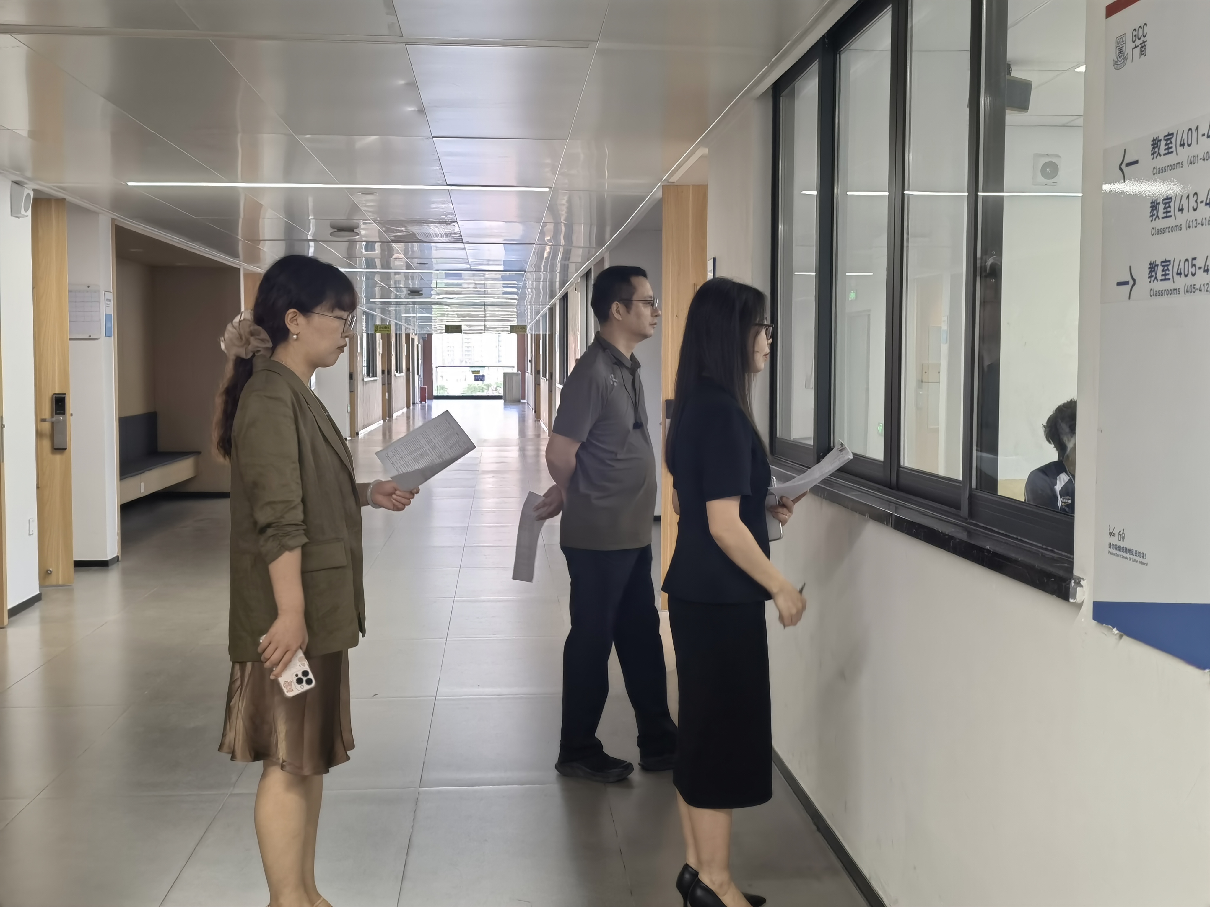 国际学院巡查工作小组巡查现场(二).jpg